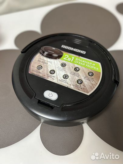 Робот пылесос