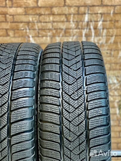 Pirelli Winter Sottozero 3 225/45 R18