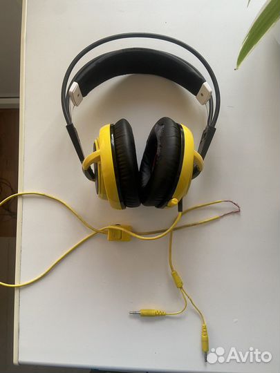 Игровые наушники steelseries siberia