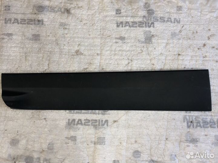 Молдинг накладка двери передней левой Ford Kuga