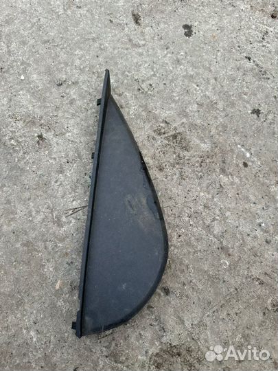 Накладка торпедо правая Kia Rio 4 1.4 G4LC МКПП