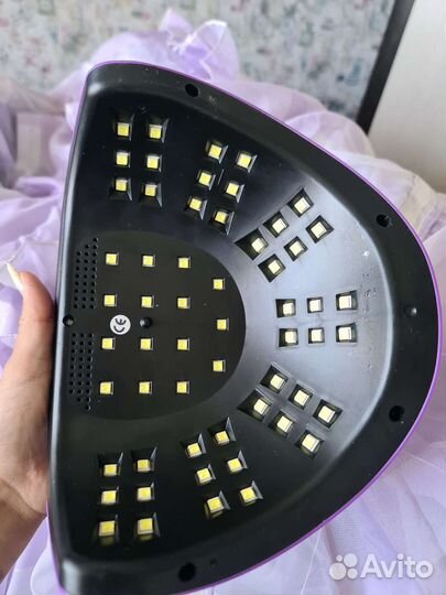 Лампа и пылесос для маникюра