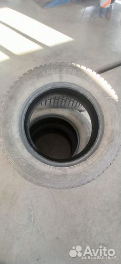 Maxxis ArcticTrekker NS3 215/65 R16