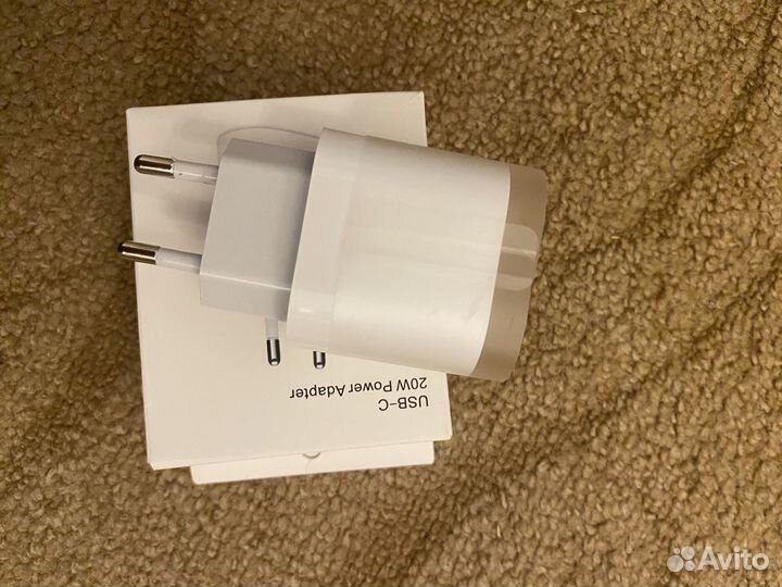 Блок питания для iPhone