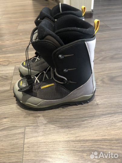 Сноубордические ботинки