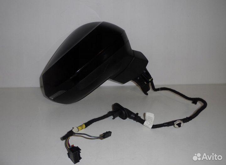 Зеркало Audi Q3 2018- asystent правое 16pin