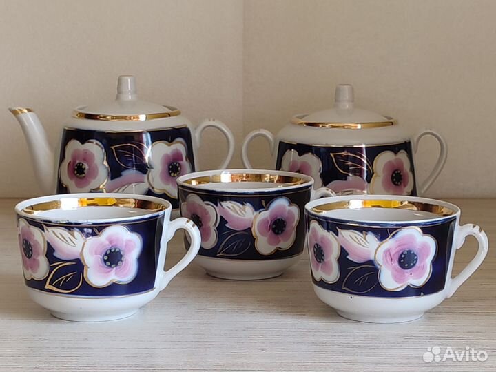 Чайник. Сахарница. Чашки - 3 шт. Цена за всë