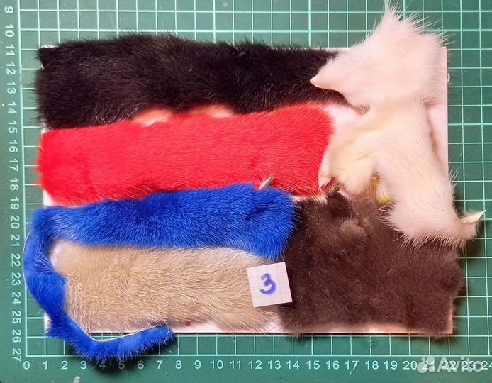 Кусочки меха норки