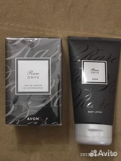 Rare Onyx for her Avon