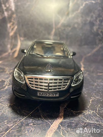 Maybach 1:24