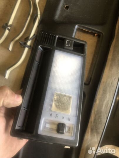 Элементы салона mercedes 190 w201