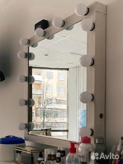 Зеркало с подсветкой