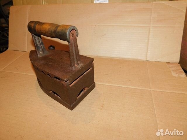 Антикварный,чугунный,угольный утюг ссср,нэп клеймо