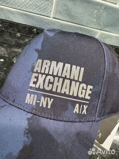 Бейсболка Armani exchange новая