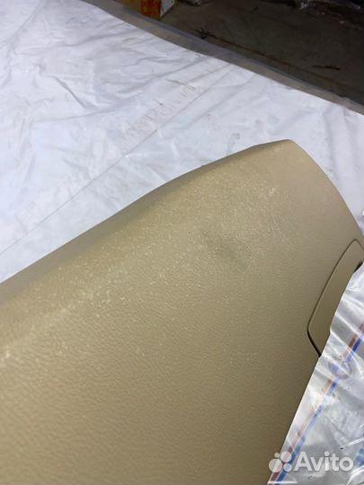 Обшивка центральной стойки передняя правая Bmw X5