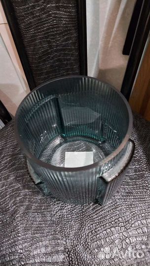 Ваза стеклянная