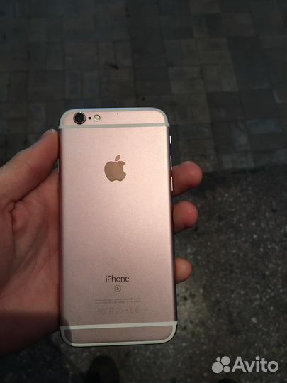 iPhone 6S, 32 ГБ
