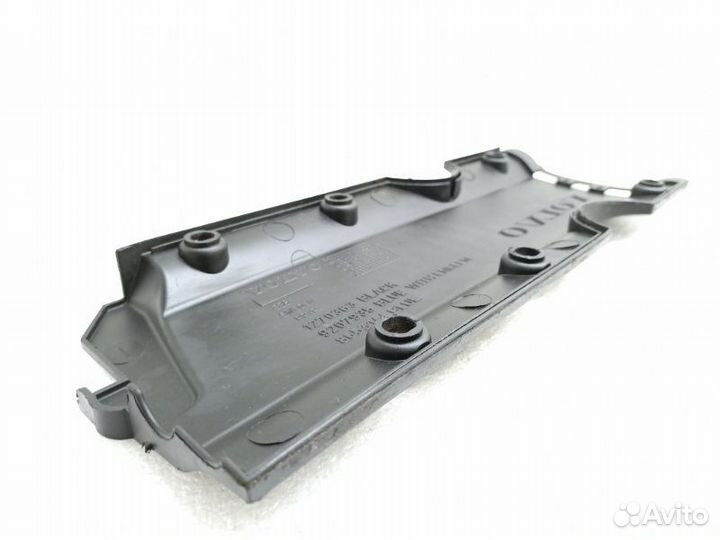 Крышка двигателя декоративная Volvo Xc90 1 дорест