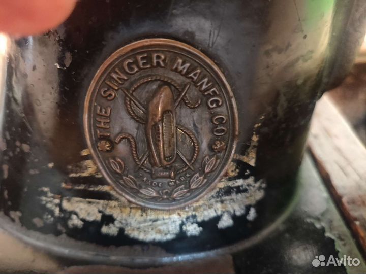 Швейная машина Singer