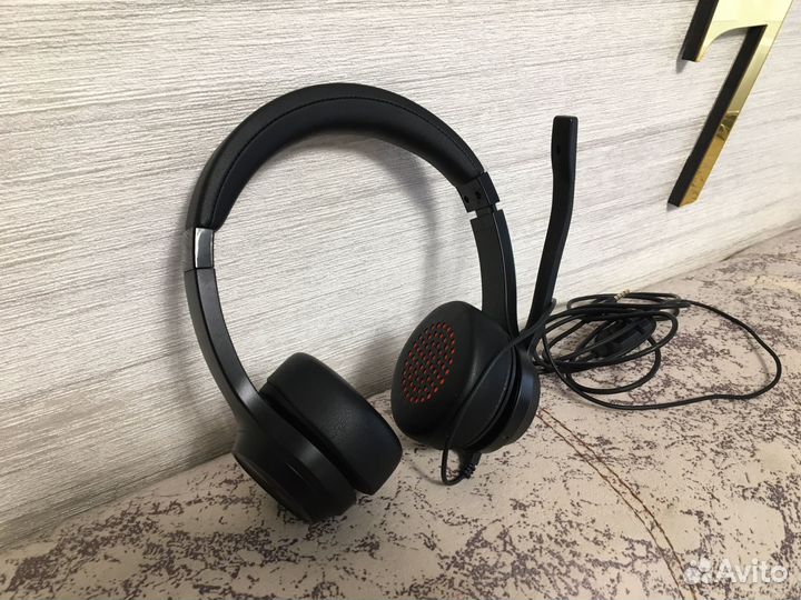 Наушники creative