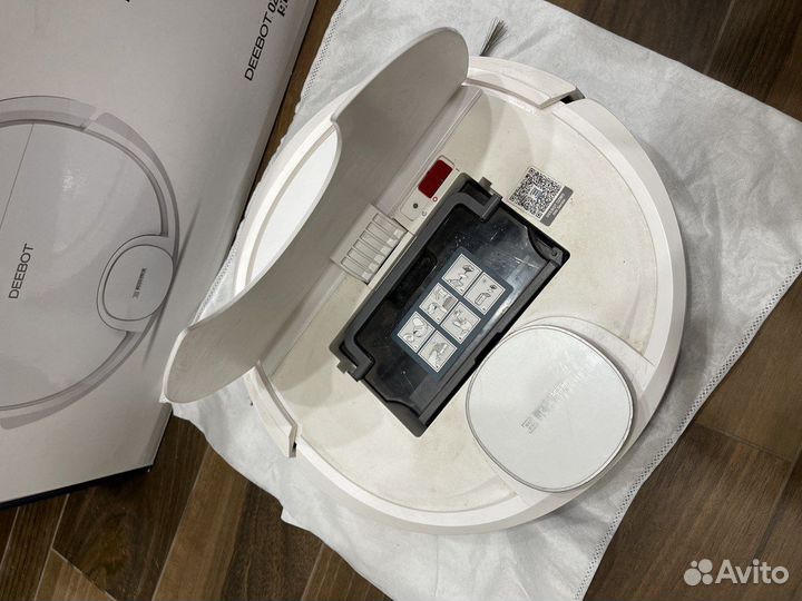 Робот пылесос с влажной уборкой deebot ozmo 900