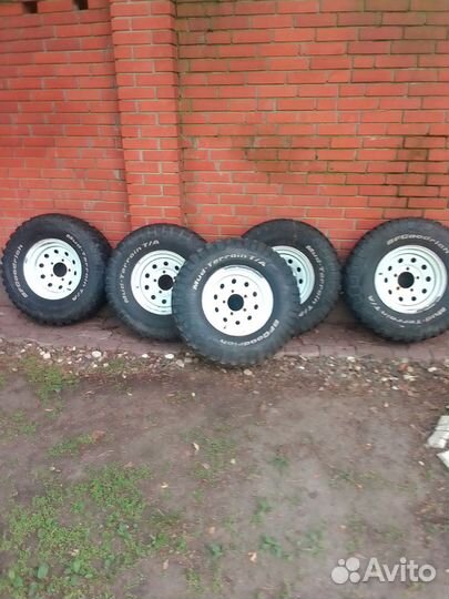 Bfgoodrich All-Terrain T/A 285/75 R16 126