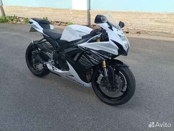 Suzuki GSX-R 750 L2