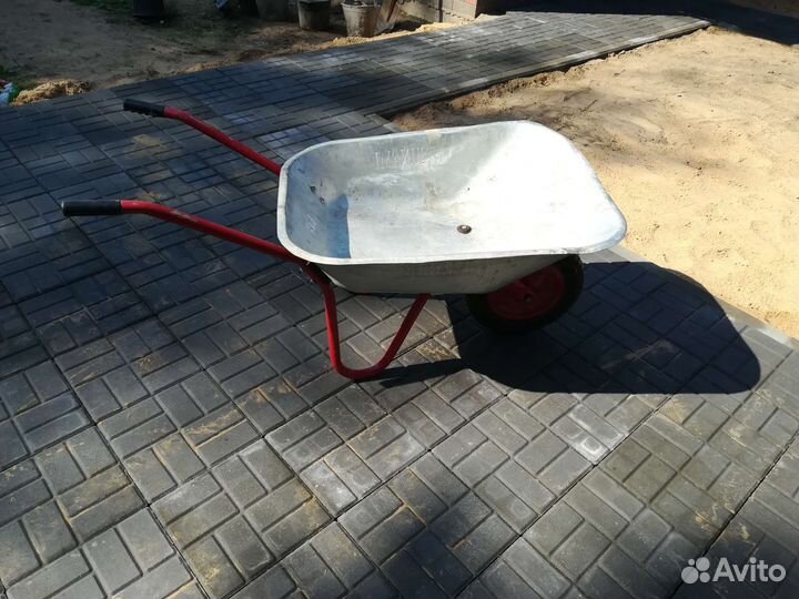 Садовая тележка тачка