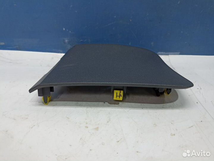 Крышка блока предохранителей Renault Kaptur RBA