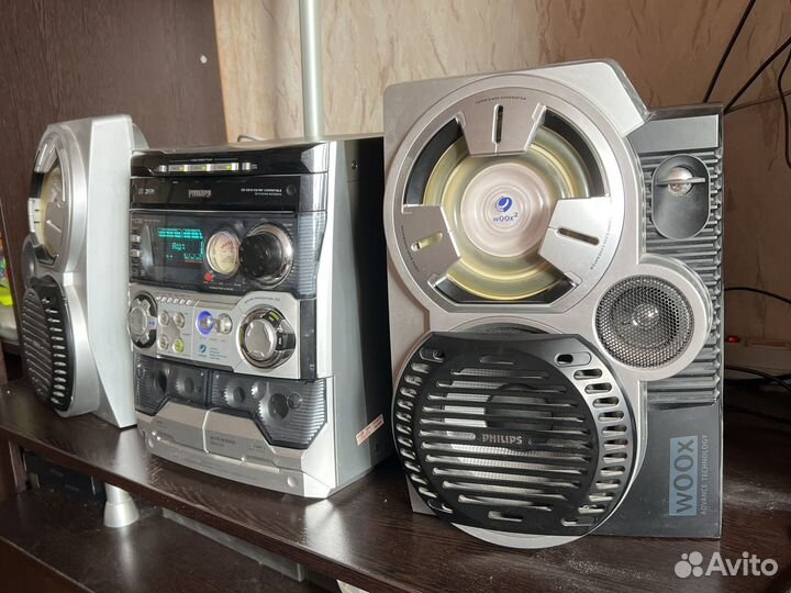 Музыкальный центр philips