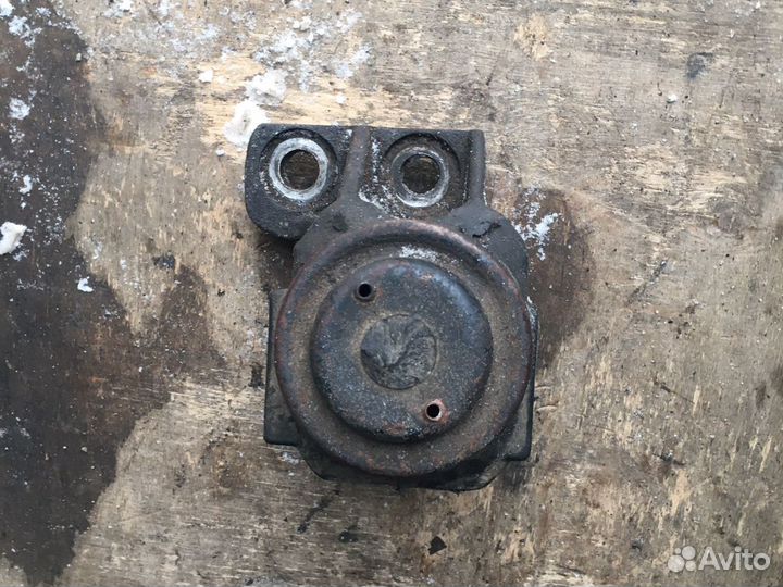 Подушка крепления двигателя Maздa 626 GE 91-97 гг
