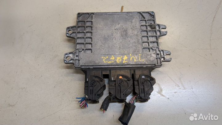 Блок управления двигателем Nissan Juke, 2011