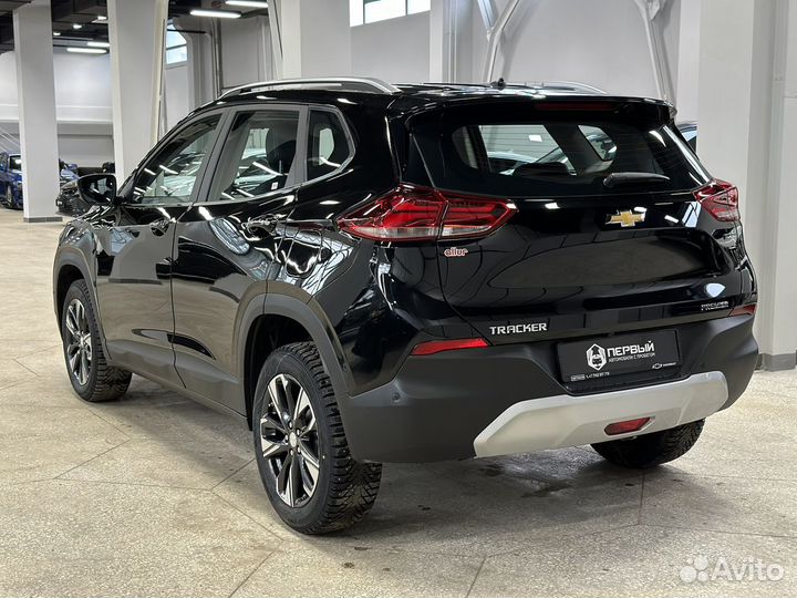 Chevrolet Tracker 1.2 AT, 2023, 927 км