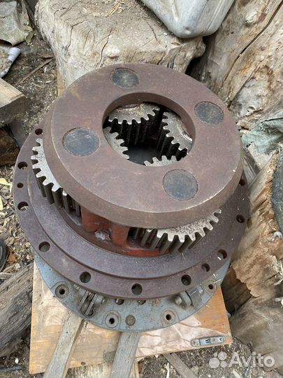 Бортовой редуктор