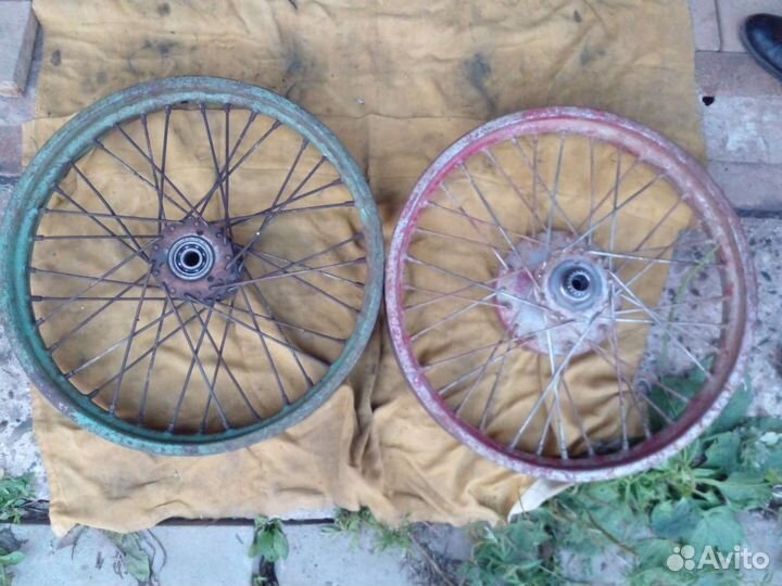 Колесо мотоцикла иж49, минск М1М