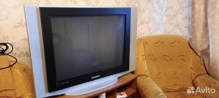 Телевизор samsung