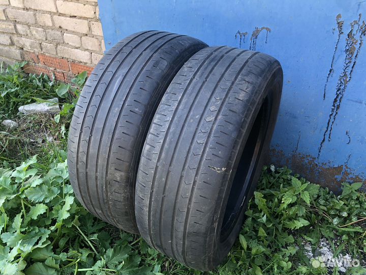 Continental ContiPremiumContact 5 215/55 R17 94V