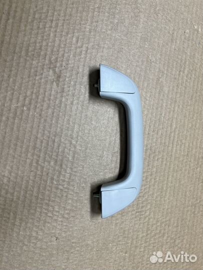 Ручки передних стойки потолка Toyota Hilux 8