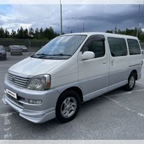 Toyota Regius 2.7 AT, 2000, 200 000 км, с пробегом, цена 950 000 руб.