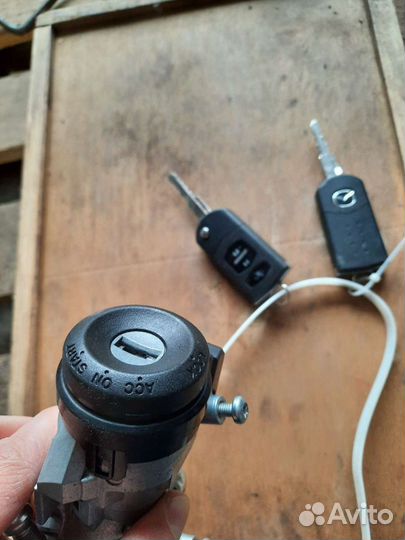 Mazda 3 bl замок зажигания с ключами