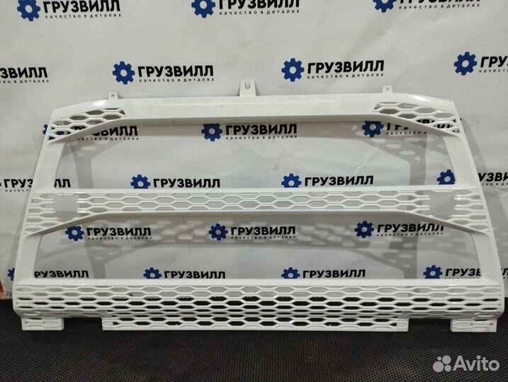 Решетка в бампер Volvo FH5 84235709