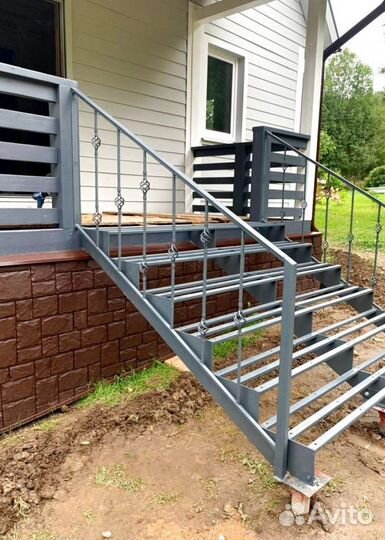 Лестница уличная