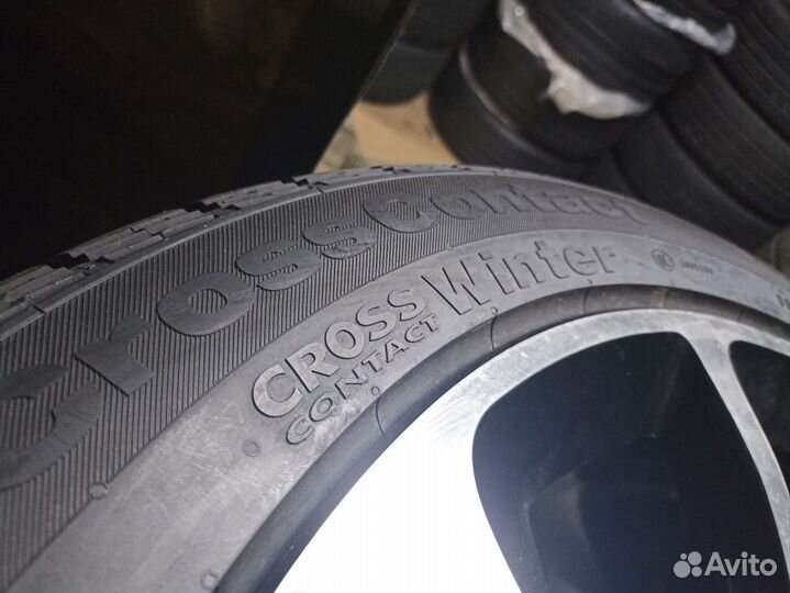 Continental ContiCrossContact Winter 275/45 R21