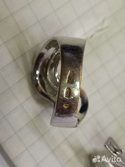 Золото 750 пробы.Комплект. Бриллиант СССР