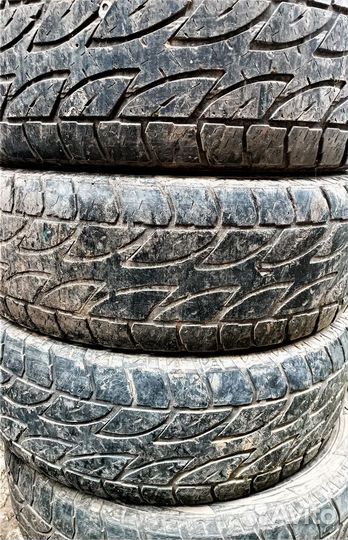 Bridgestone Dueler A/T 275/70 R16