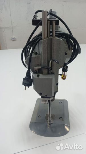 Сабельный раскройный нож