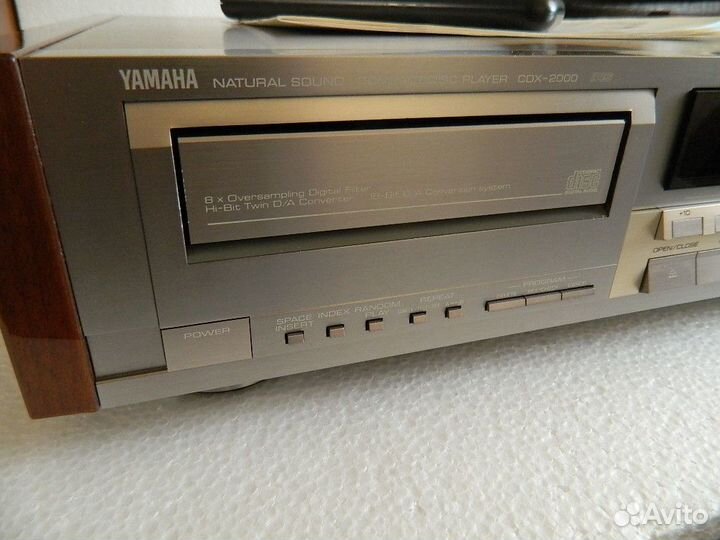 Yamaha CDX-2000 проигрыватель cd дисков