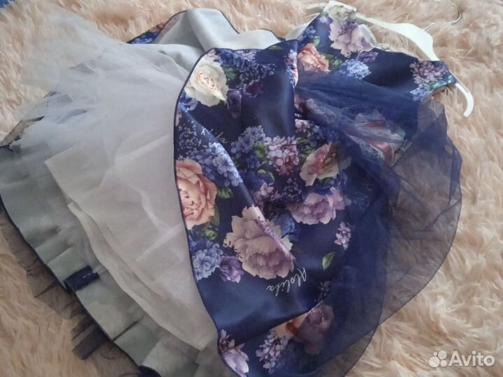 Платья нарядные