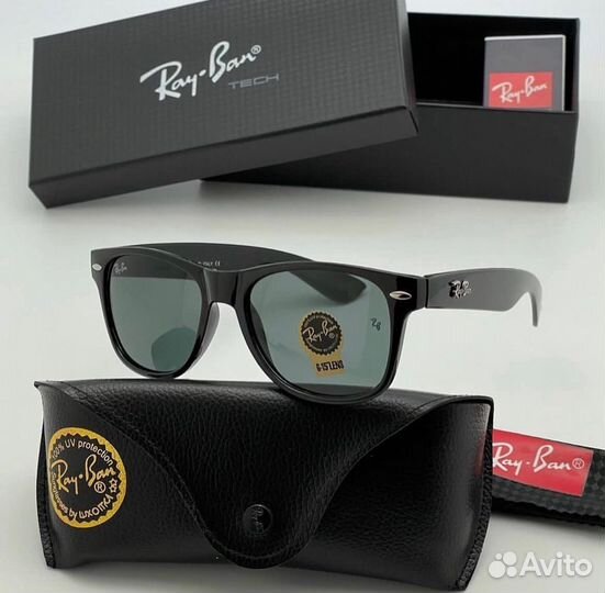 Солнцезащитные очки Ray Ban