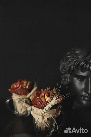 Мужской букет с колбасами